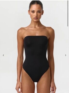 Naked Wardrobe Naked Tube Bodysuit Black